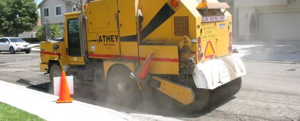 Sand truck