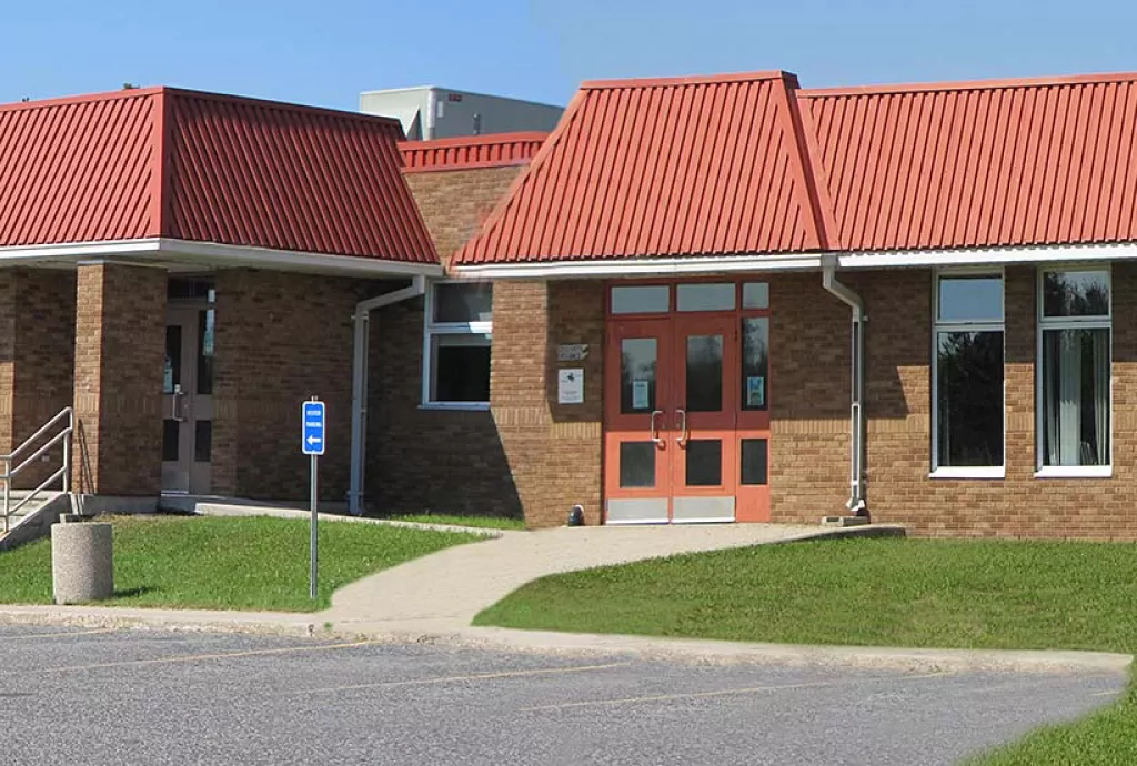 banner photo - Kenora - Lake of the Woods Campus