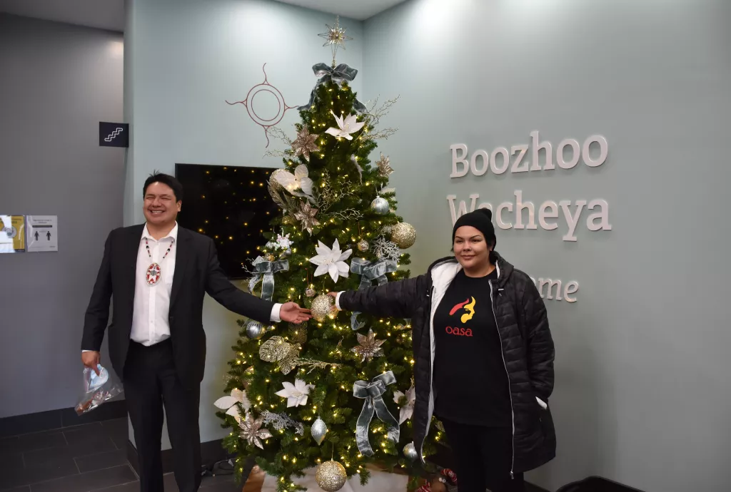 Grand Chief Fox (left) Meets with OASA rep. Gailynne Fiddler (right)