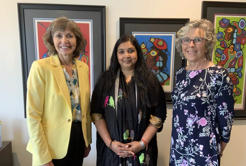 Kathleen Lynch, Consul General Apoorva Srivastava and Miriam Wall