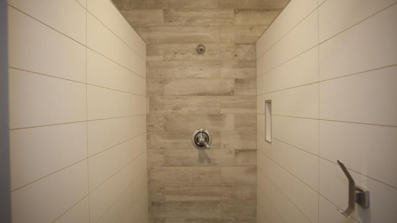 SUCCI Wellness Centre - standard shower