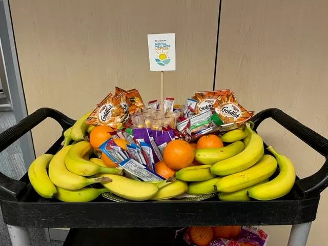 Nutritious snack cart