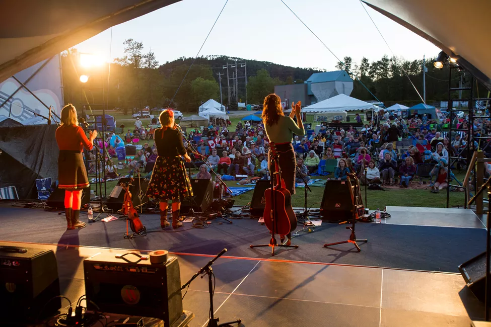 Live from the Rock Folk Fest